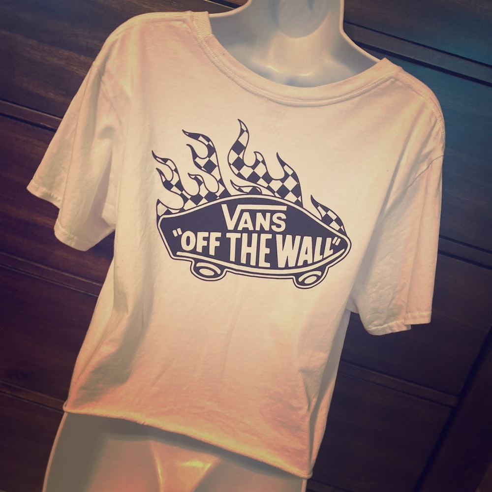 💕Trendy Over-sized Vans Tee💕